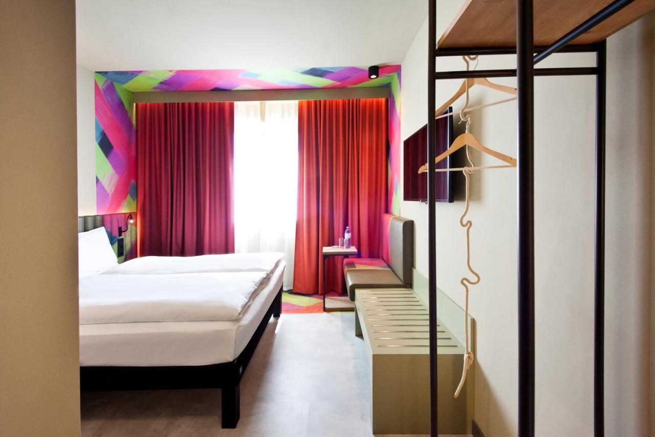 Ibis Styles Parndorf Neusiedler See Ngoại thất bức ảnh