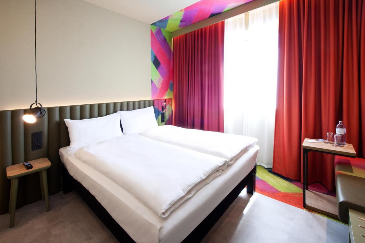 Ibis Styles Parndorf Neusiedler See Ngoại thất bức ảnh