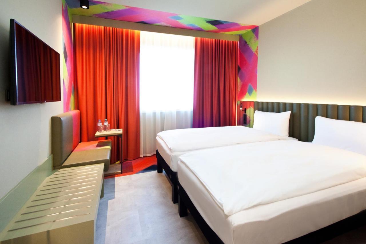 Ibis Styles Parndorf Neusiedler See Ngoại thất bức ảnh