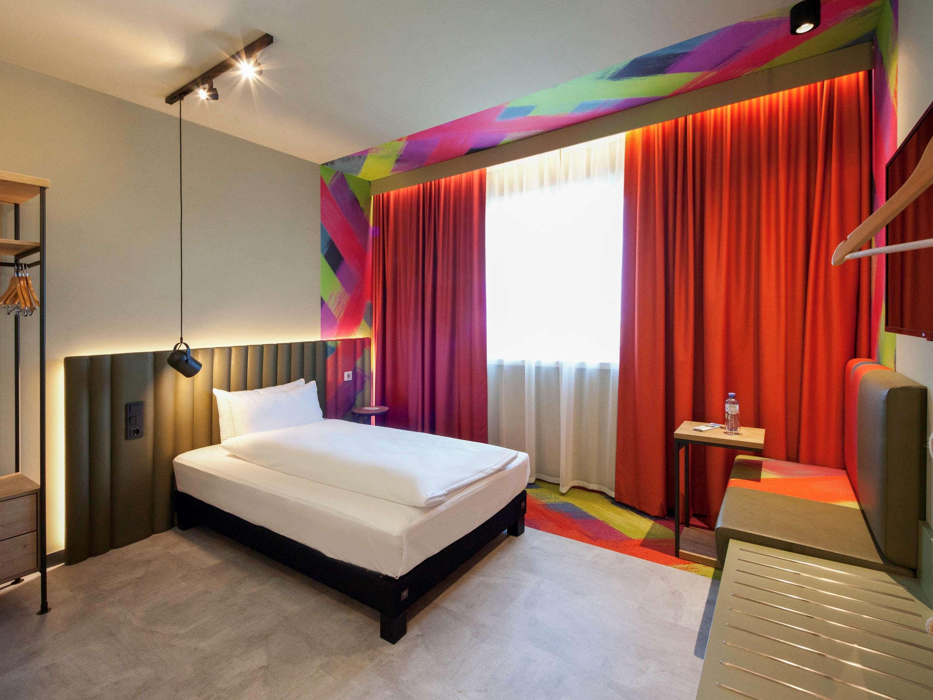 Ibis Styles Parndorf Neusiedler See Ngoại thất bức ảnh