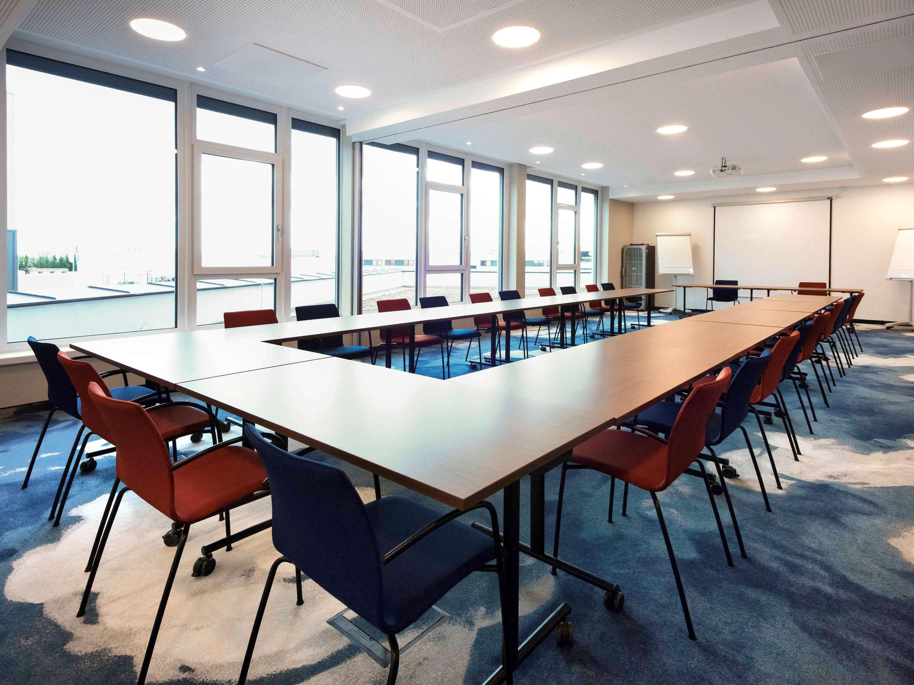 Ibis Styles Parndorf Neusiedler See Ngoại thất bức ảnh