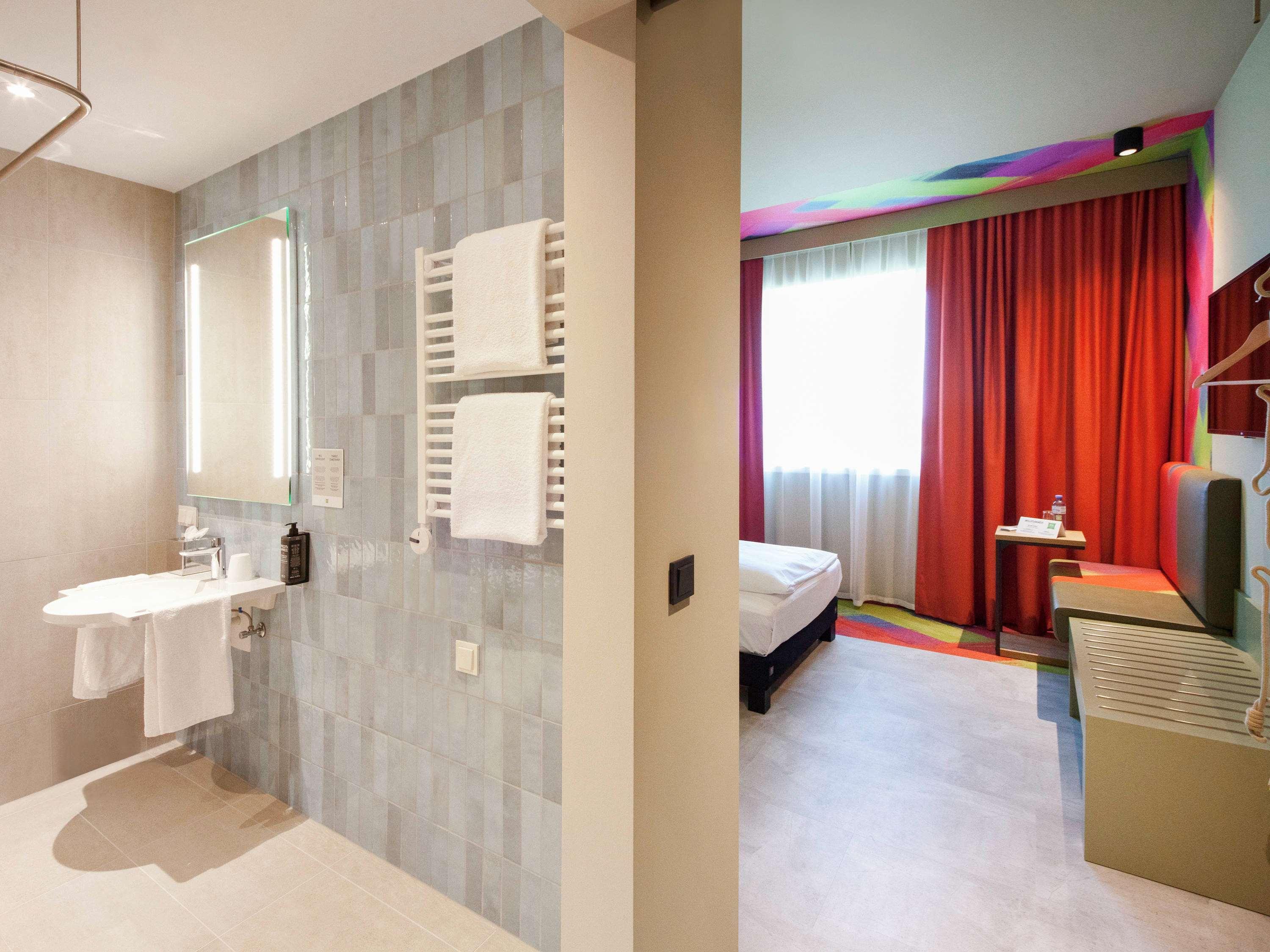 Ibis Styles Parndorf Neusiedler See Ngoại thất bức ảnh